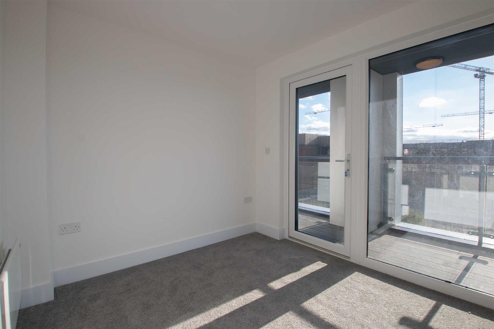 152 Silbury Boulevard, Milton Keynes